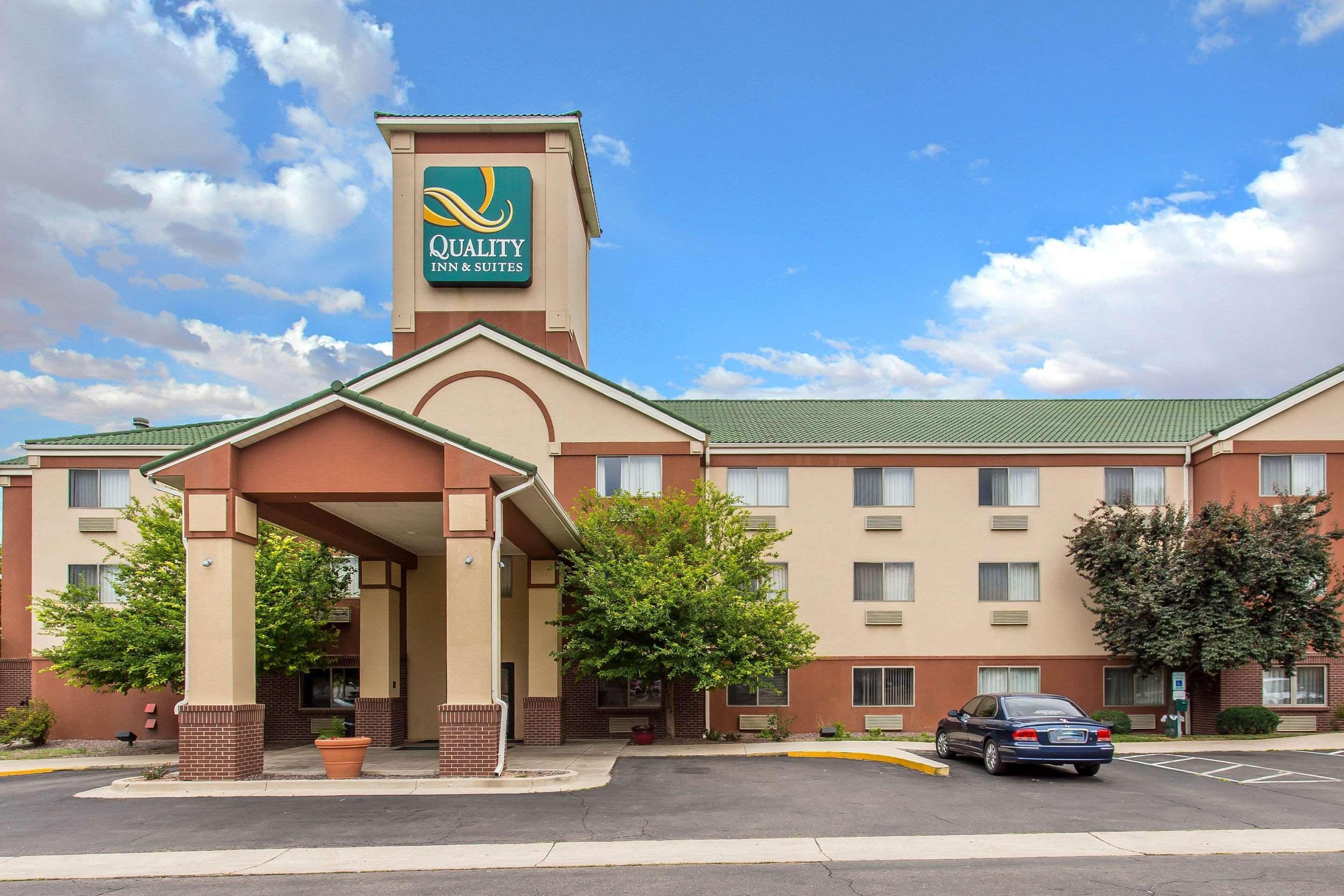 Quality Inn & Suites Lakewood - Denver Southwest Exterior photo