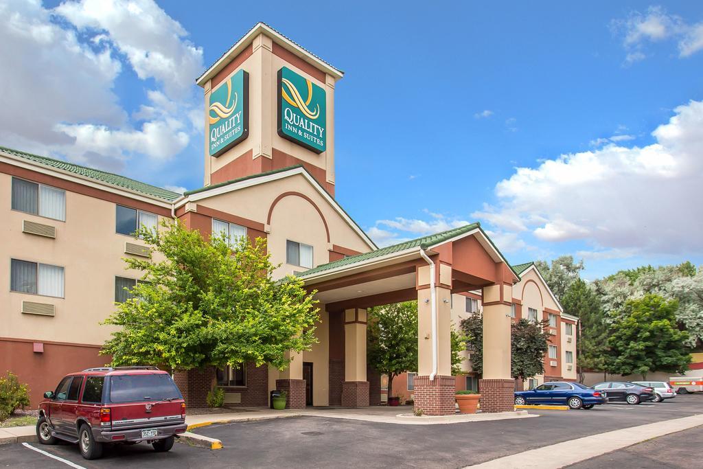 Quality Inn & Suites Lakewood - Denver Southwest Exterior photo