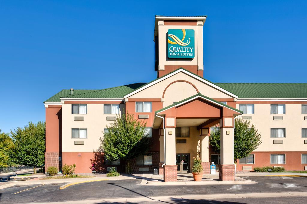 Quality Inn & Suites Lakewood - Denver Southwest Exterior photo