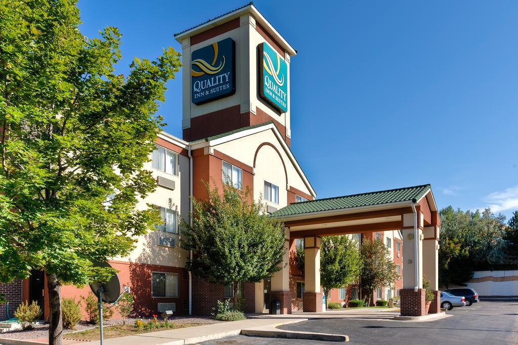 Quality Inn & Suites Lakewood - Denver Southwest Exterior photo